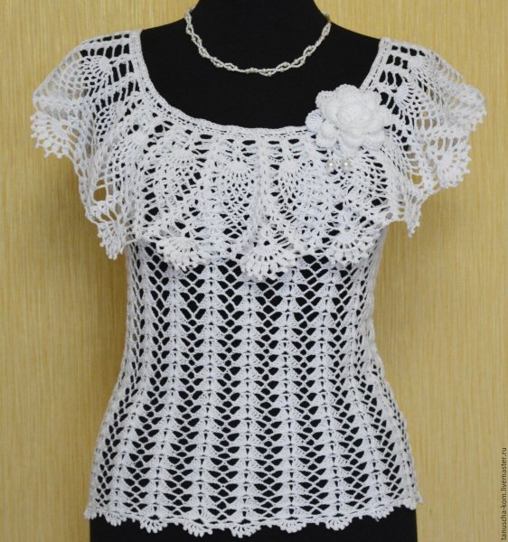 Летняя блузка крючком