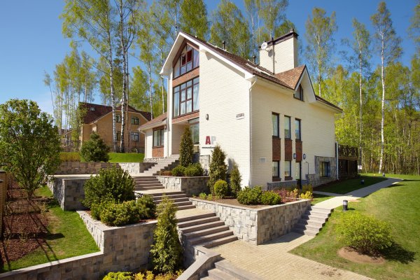 Пригород Антонио Хаус