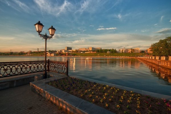 Набережная зодчего Дудина