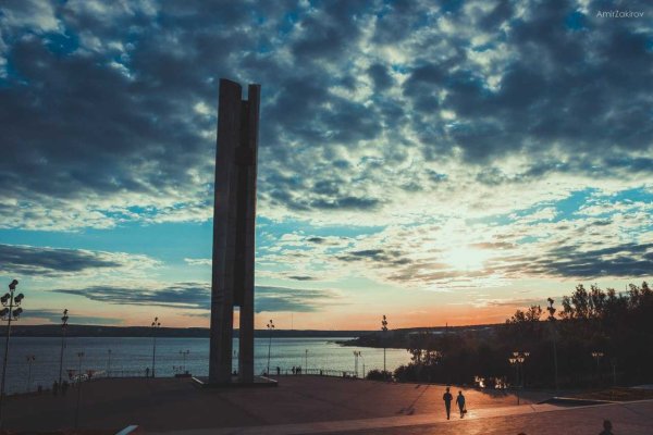 Ижевская набережная ночью