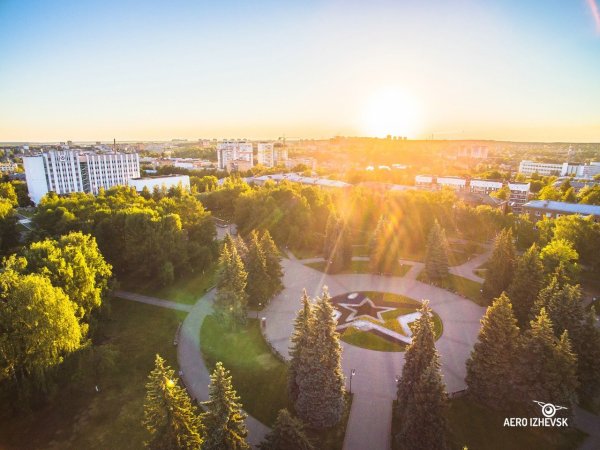 Сквер у вечного огня Ижевск