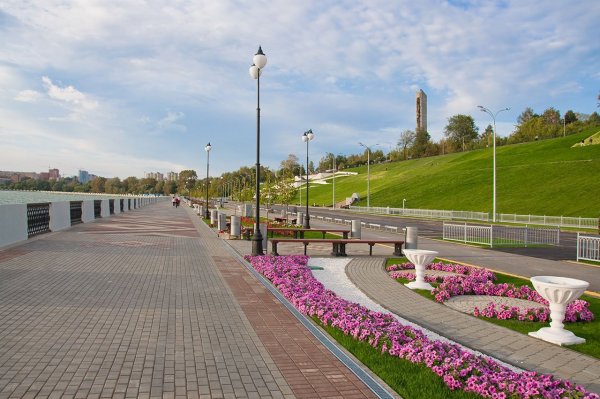 Г.Ижевск набережная Ижевского пруда