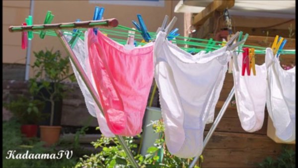 Белье на кухне висит