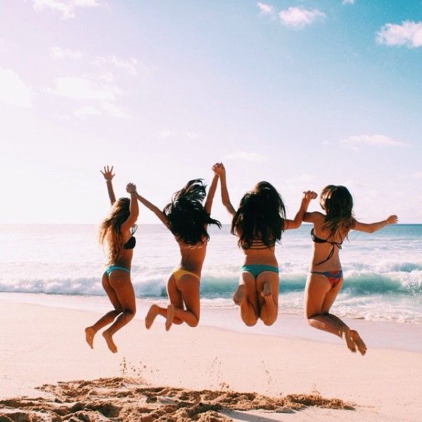 Веселье на пляже