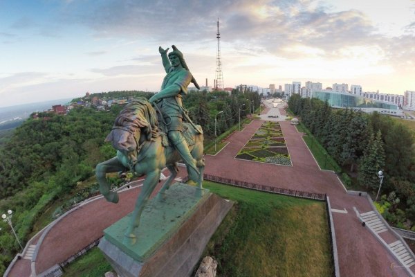Памятник Салавату Юлаеву