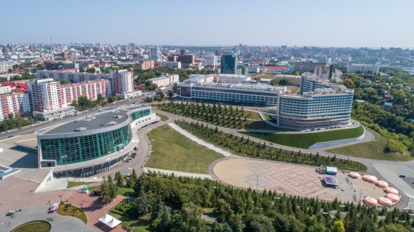 Площадь Салавата Юлаева в Уфе
