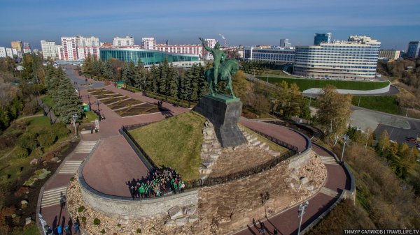 Площадь Салавата Юлаева в Уфе
