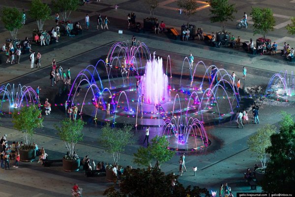 Красивый город Краснодар летом