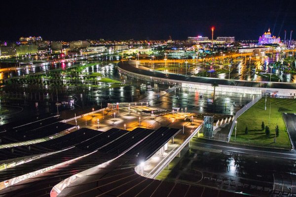 Олимпийский парк Сочи ночью