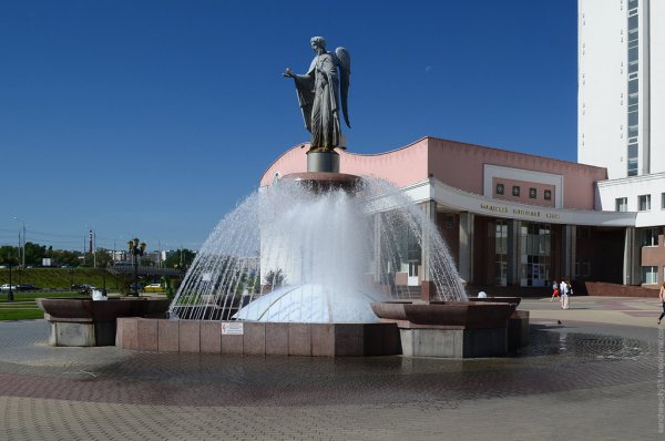 Фонтан БГУ Белгород
