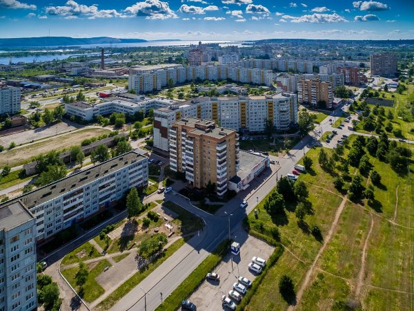Солнечный день в городе