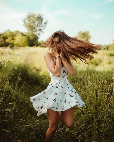 Девушка лето