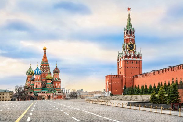 Спасская башня Василий Блаженный храм красная площадь