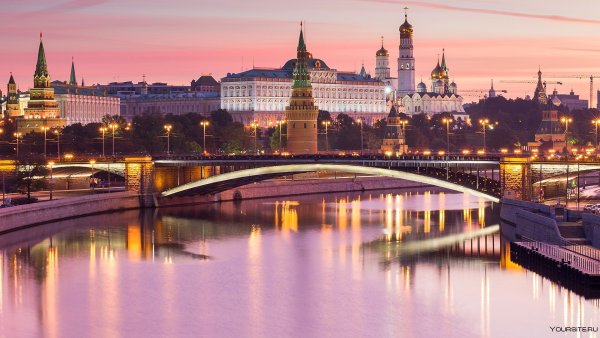 Кремлин Москва