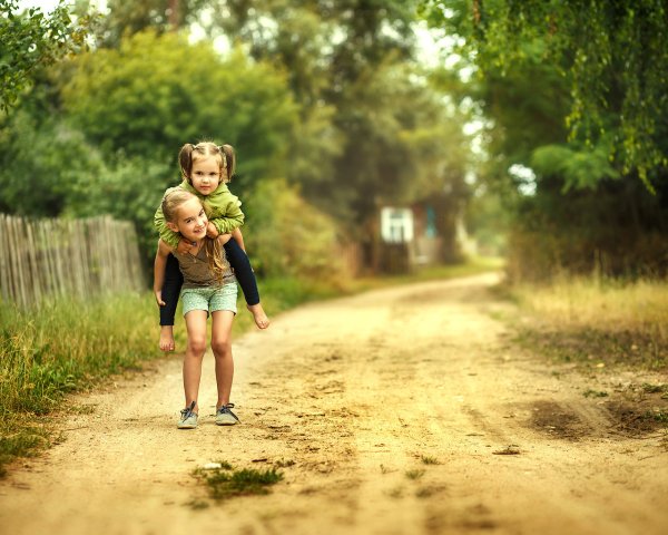 Прогулка с детьми на природе