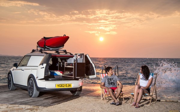 Volkswagen Golf Cabriolet девушка