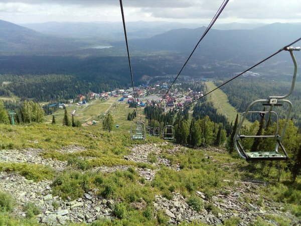 Шерегеш гора зеленая лето