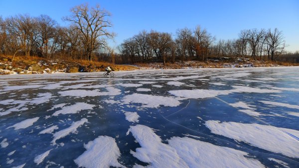 Водоемы зимой