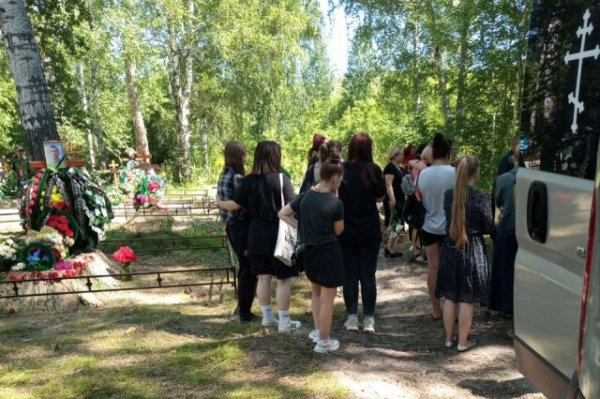 Кладбище детей погибших