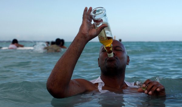 Пиво на пляже