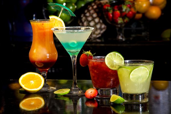 Коктейль абсент дынный ликер