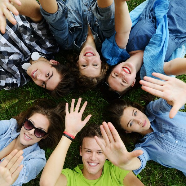 Счастливые друзья