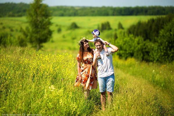 Фотосессия в деревне летом