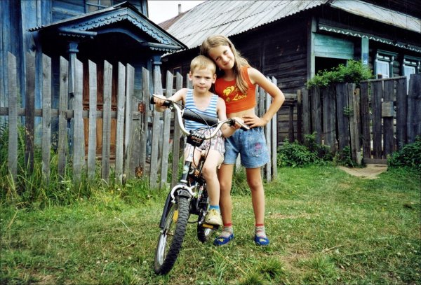 Сеновал в поле