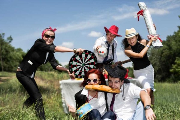 Тусовка на пляже