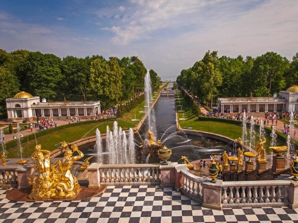 Дворцовый комплекс Петергоф