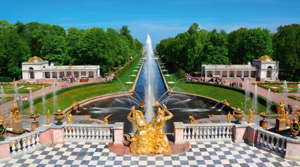 Дворцово-парковый ансамбль Петергоф фонтаны