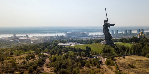Центральная набережная им. 62-й армии Волгоград