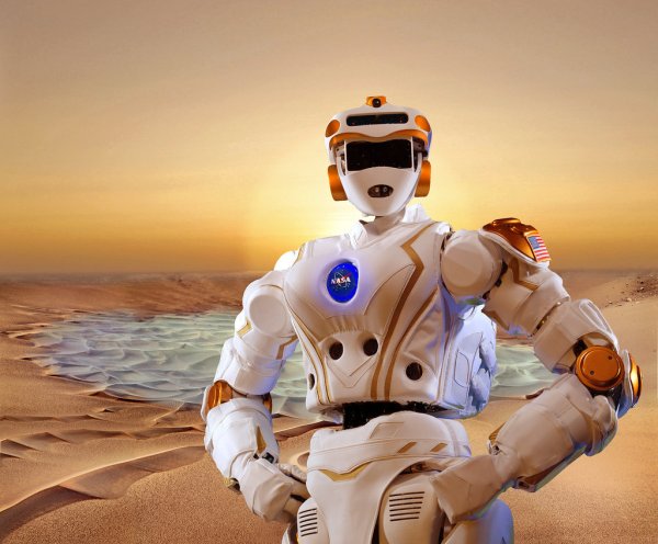 Робот r5 Valkyrie