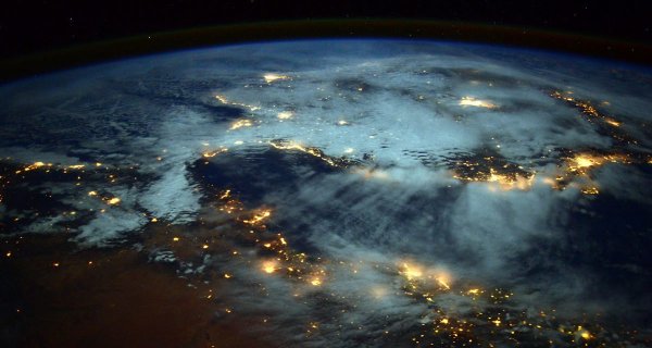 О земле и космосе