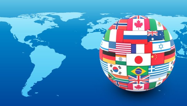 Флаги стран мира на глобусе