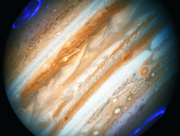 Юпитер в телескоп Хаббл