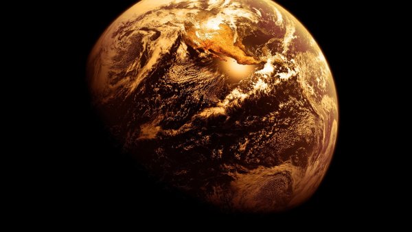 Земля на черном фоне