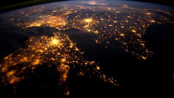 Ночной вид из космоса