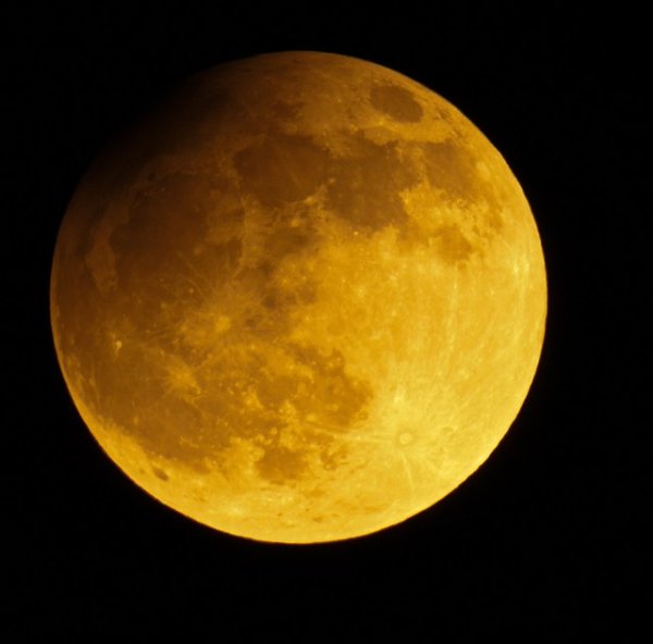 Желтое полнолуние