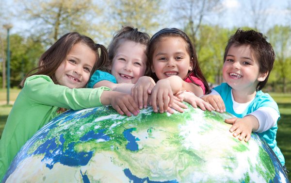 Счастливое будущее детей