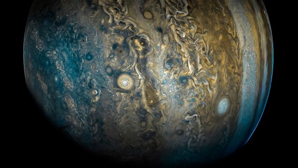 Снимки Юпитера с Юноны