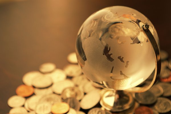 Глобус деньги