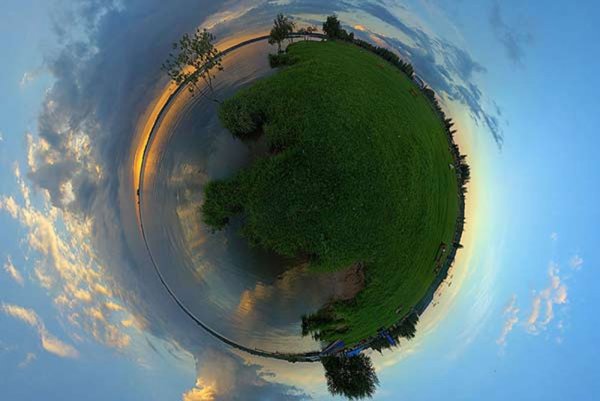 Маленькая Планета панорама