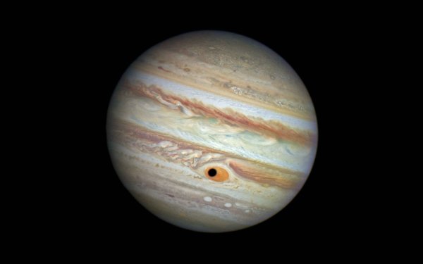 Большое рентгеновское пятно на Юпитере