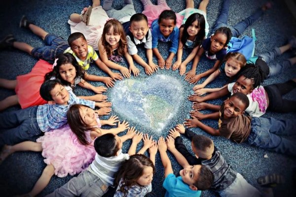 Дружба между народами