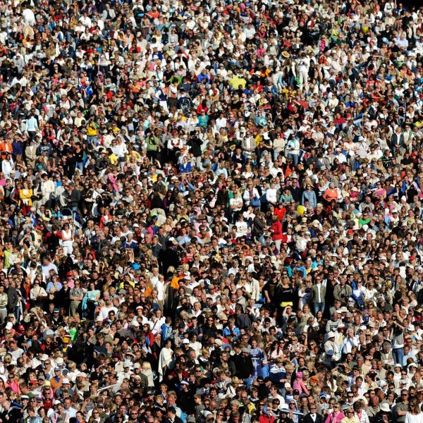 Миллионы людей