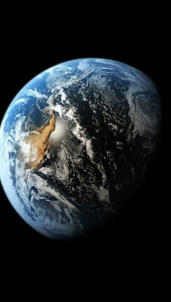 Земля из космоса на черном фоне
