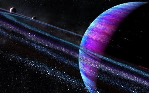 Красивый Сатурн