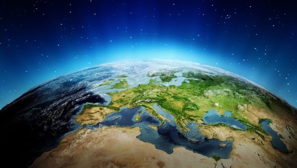 Земной шар из космоса