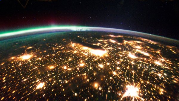 Ночная Планета из космоса